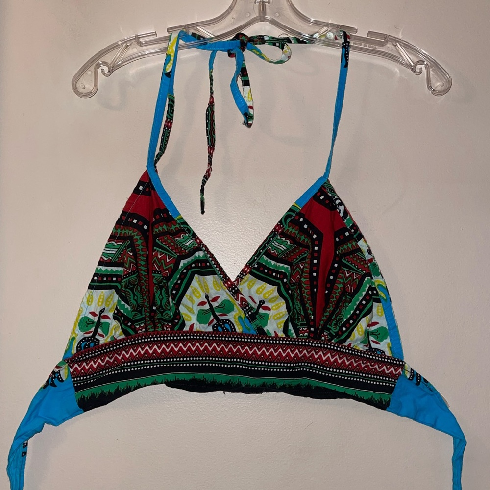Colorful tie top